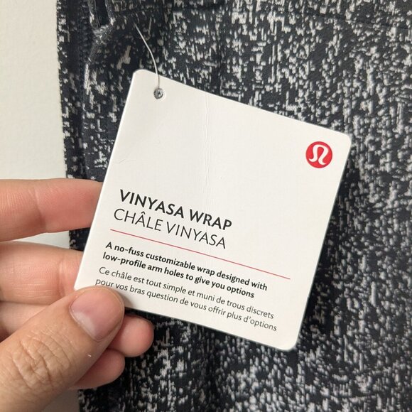 NWT Lululemon Vinyasa Wrap - black and white - one size - Picture 3 of 10